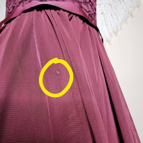 Davids Bridal Lace Top Formal Dress Gown Wine Burgundy 14 - Picture 9 of 15